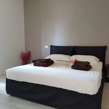 Apartment At On Garda 2 Desenzano del Garda